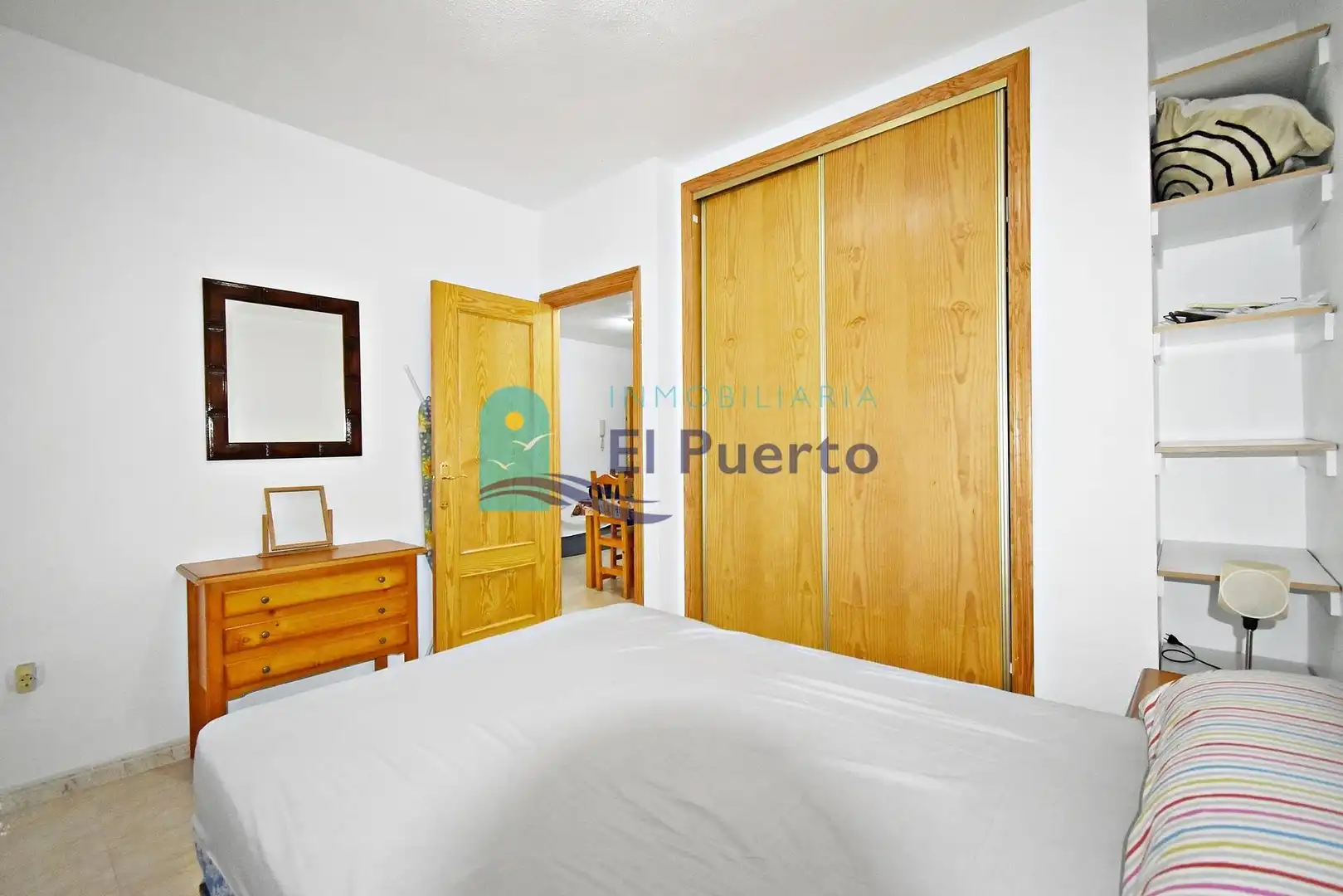 Habitación de Apartamento en venta en Mazarrón con Amueblado