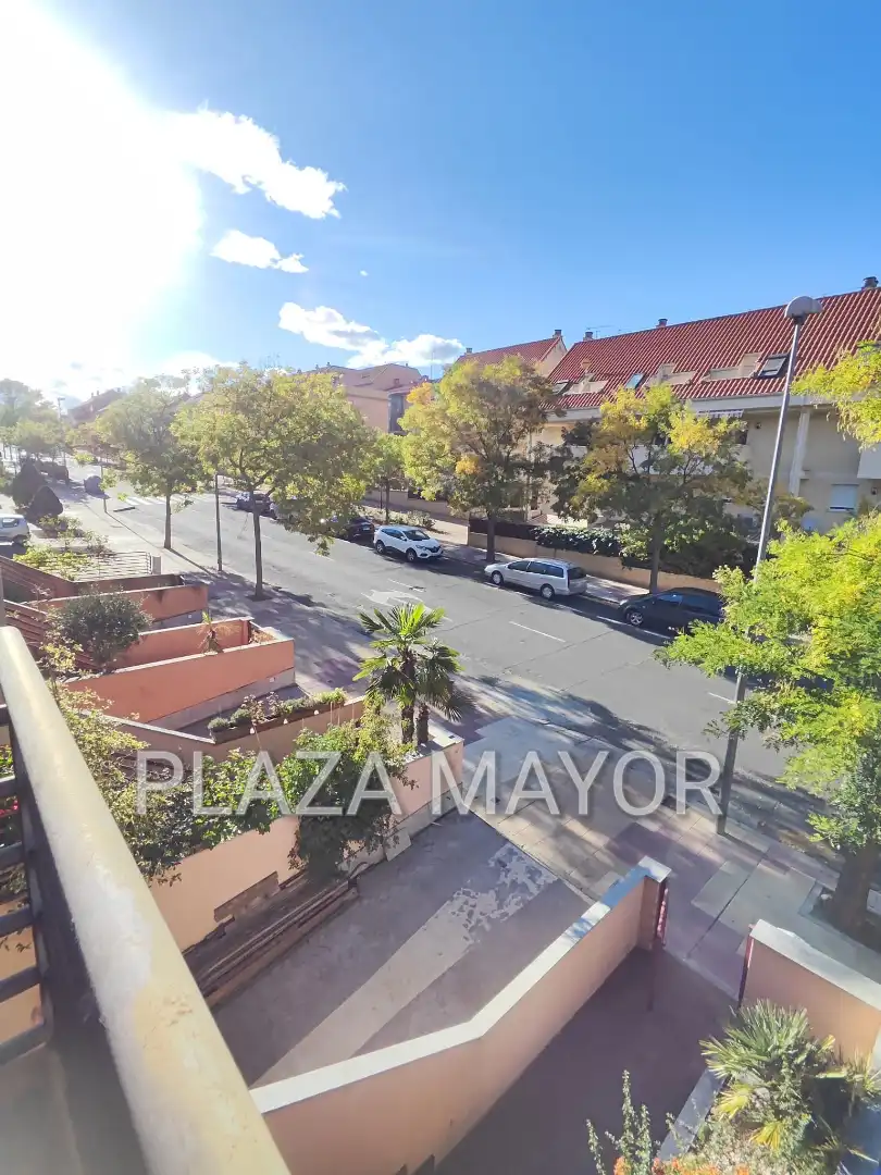 Vista exterior de Casa o xalet en venda en Salamanca amb Calefacció, Jardí privat i Forn