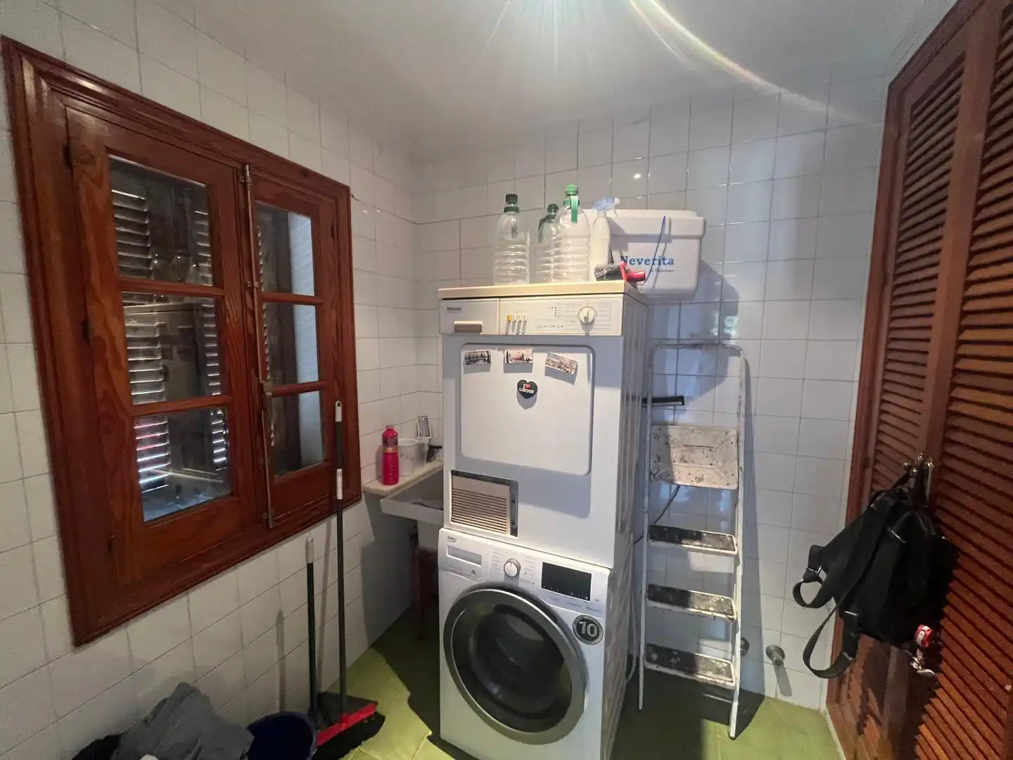 Cuina de Casa o xalet en venda en Mairena del Aljarafe amb Piscina comunitària