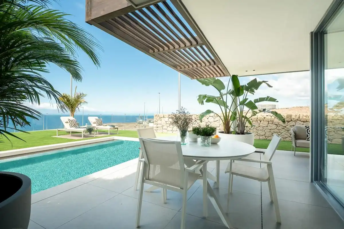 Planta baixa en venda a Callao Salvaje - Playa Paraíso