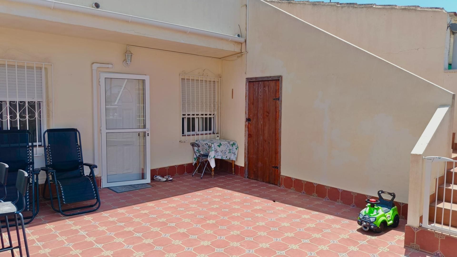 Casa adosada en venda a Calle Rubi, Zona Carrefour - Urbanizaciones, Torrevieja
