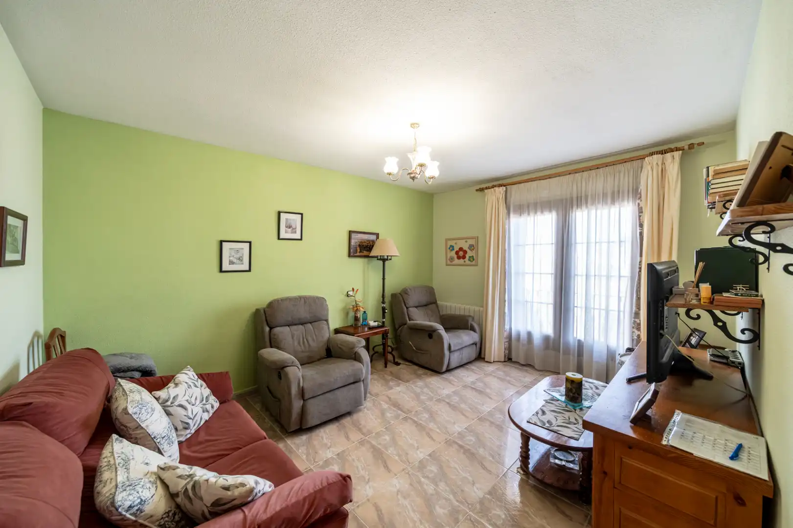 Living room of Detached homes for sale in Chinchón  with Air Conditioner, Heating and Private garden