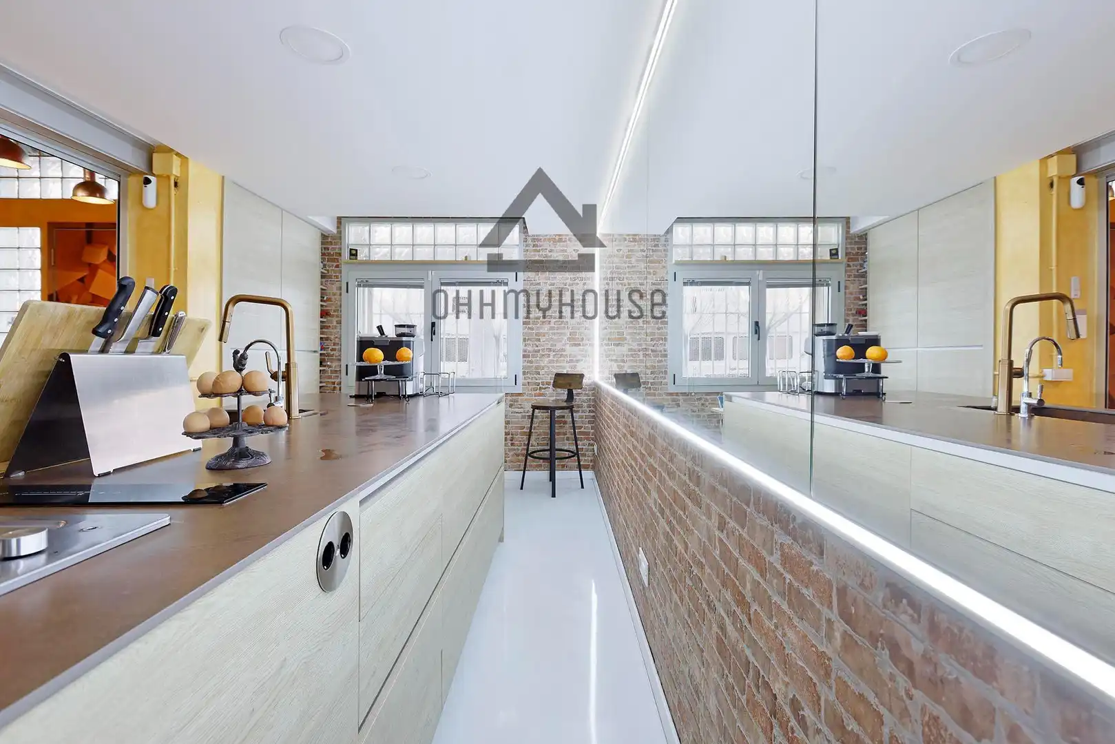Kitchen of Duplexes for sale in Barcelona  with Air Conditioner, Parquet flooring and Terrace