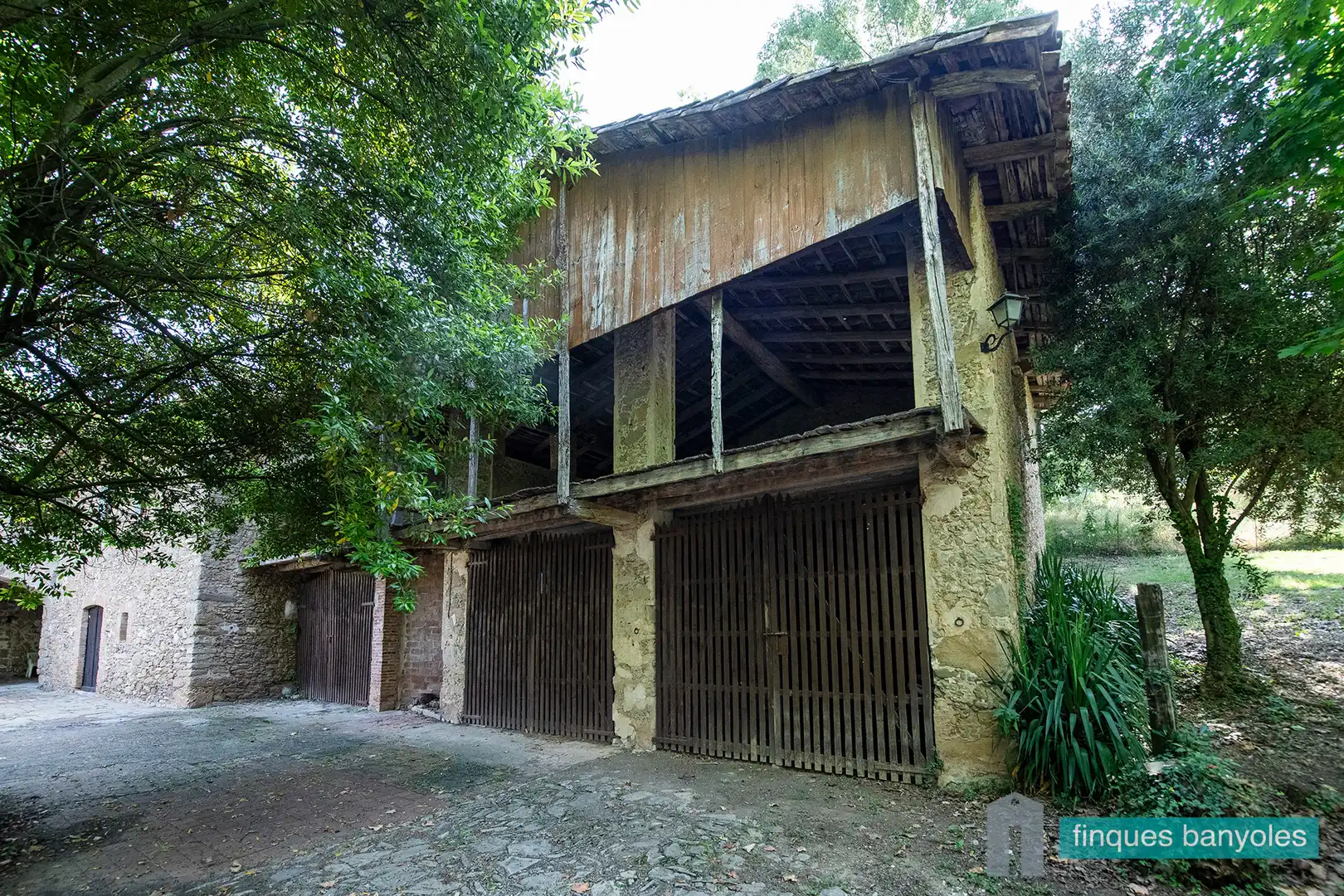 Vista exterior de Finca rústica en venda en Les Preses amb Calefacció, Jardí privat i Terrassa