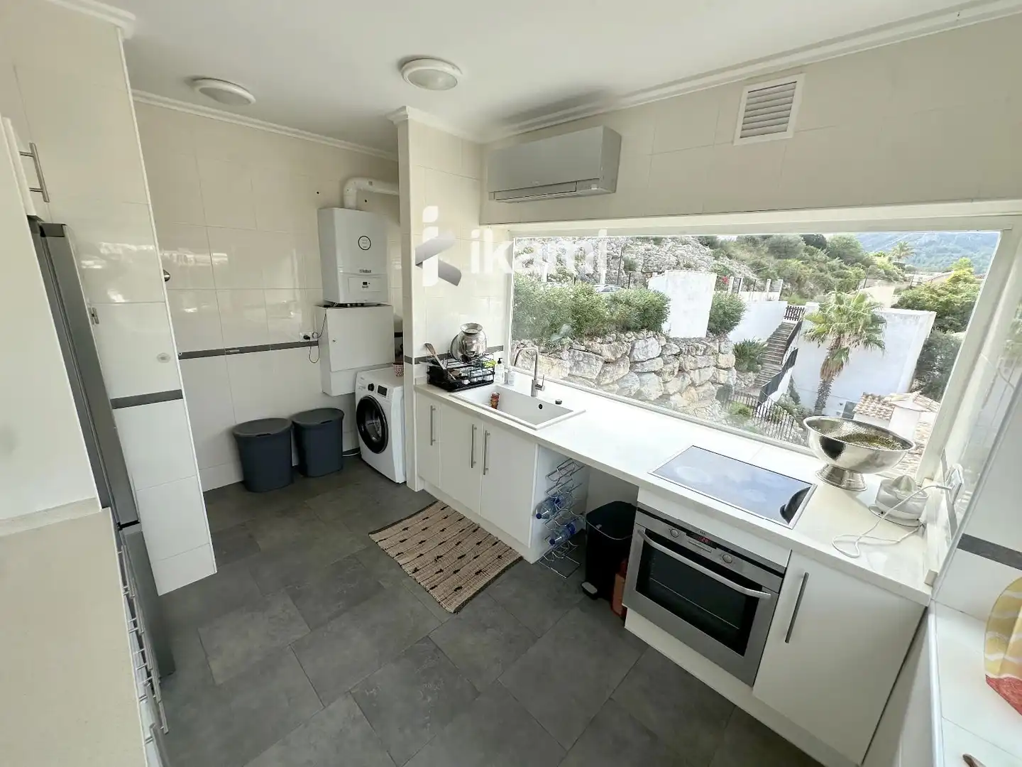 Detached homes for sale in Pedreguer, Alicante