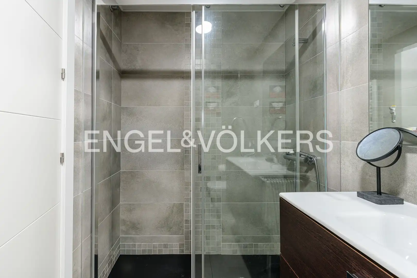 Bathroom of Flat for sale in Zona Monte El Pilar