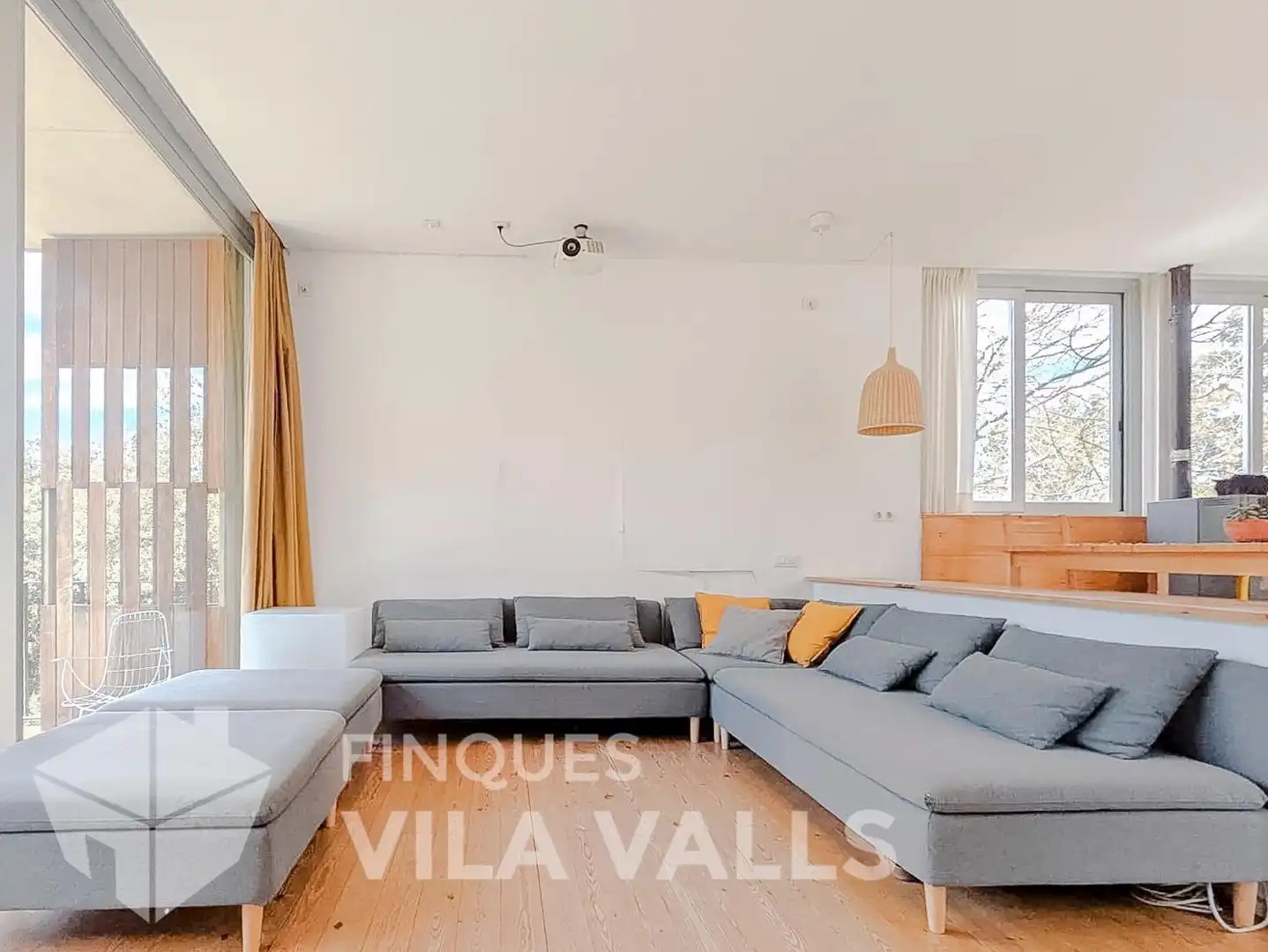 Sala d'estar de Casa o xalet en venda en Sant Quirze Safaja