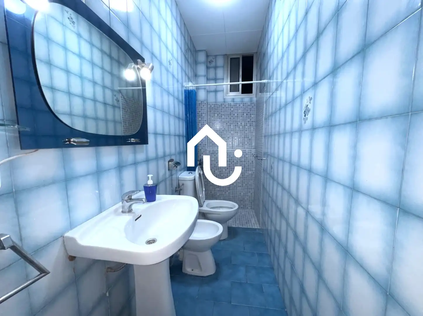 Bathroom of Ground floor for sale in Barcelona  with Storage room