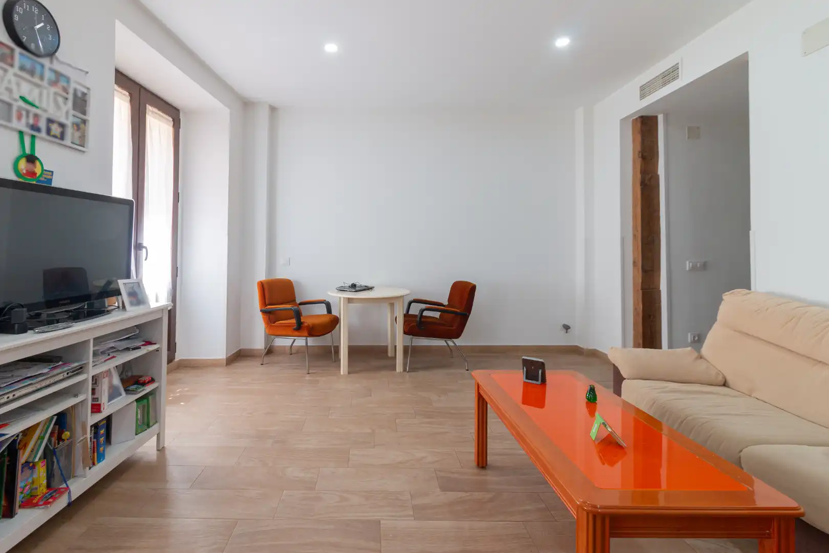 Sala d'estar de Pis en venda en Madrid amb Moblat