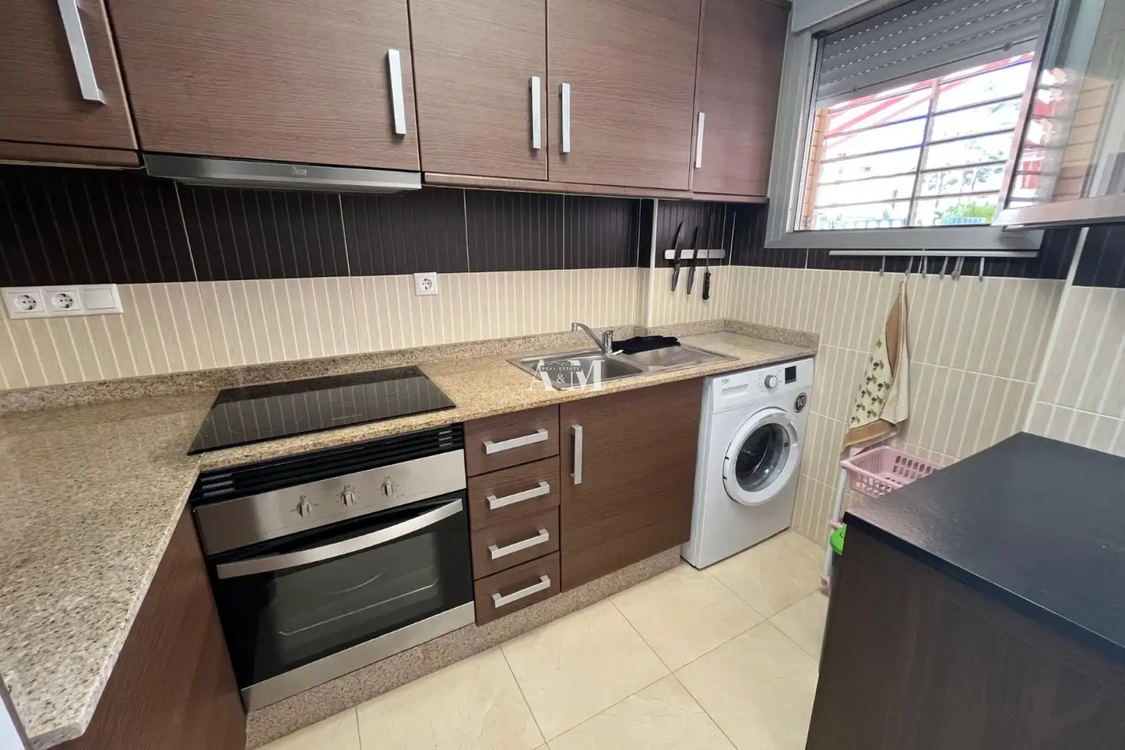 Cuina de Planta baixa de lloguer en Torrevieja amb Aire condicionat, Calefacció i Terrassa
