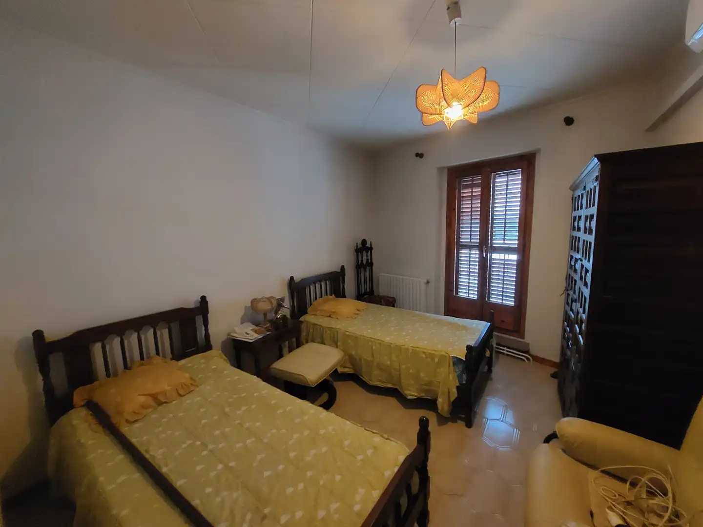Houses for sale in Tornabous  with Air Conditioner, Heating and Private garden