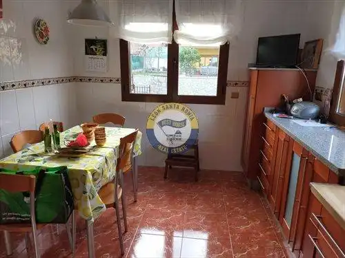 Kitchen of Houses for sale in Santovenia de la Valdoncina  with Heating, Terrace and Furnished
