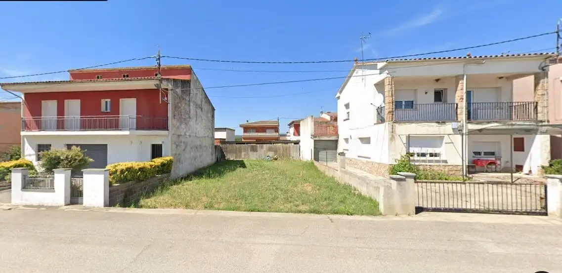 Terreno residencial en venta en C-63 61C