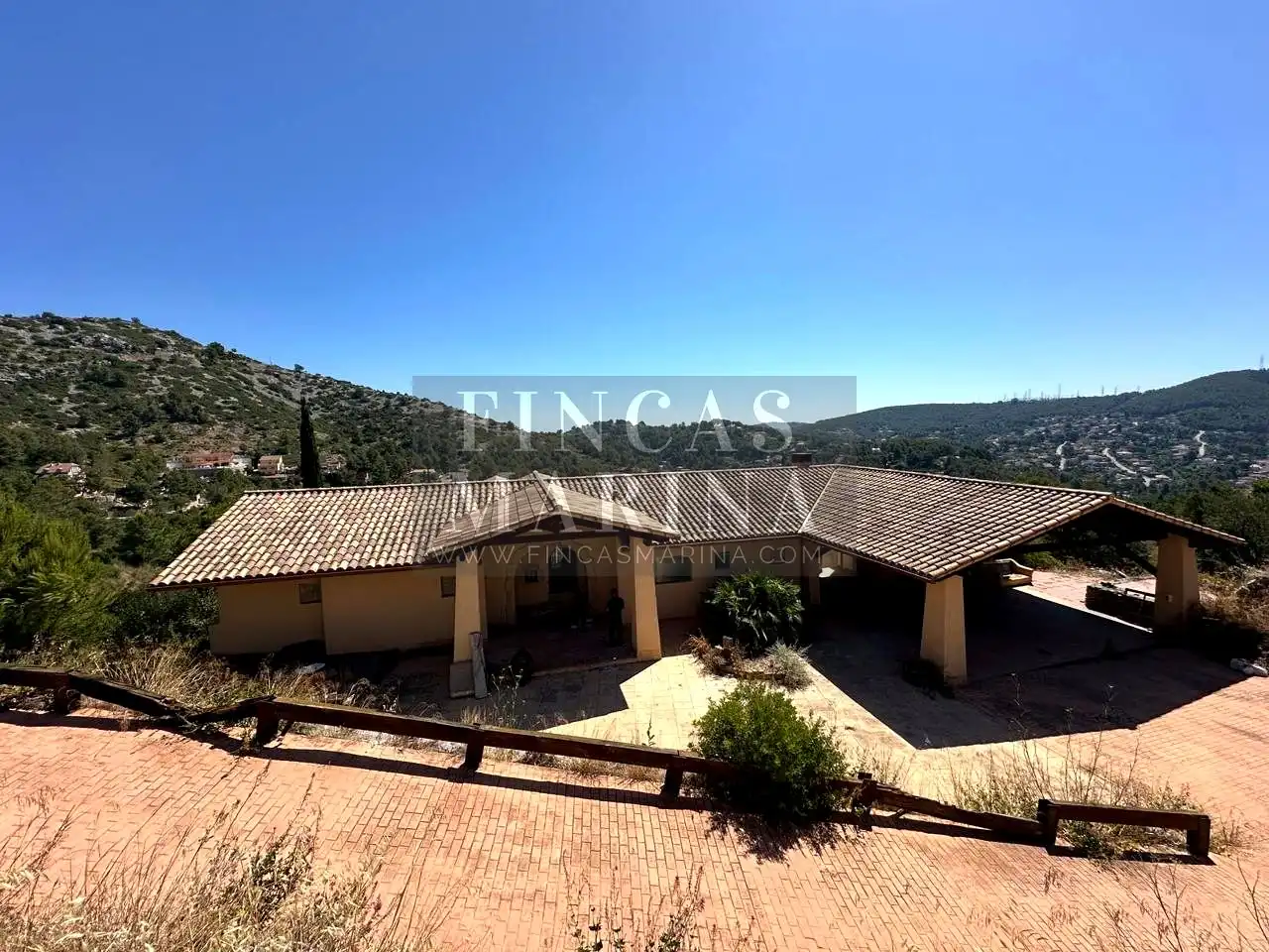 Vista exterior de Casa o chalet en venta en Olesa de Bonesvalls con Jardín privado
