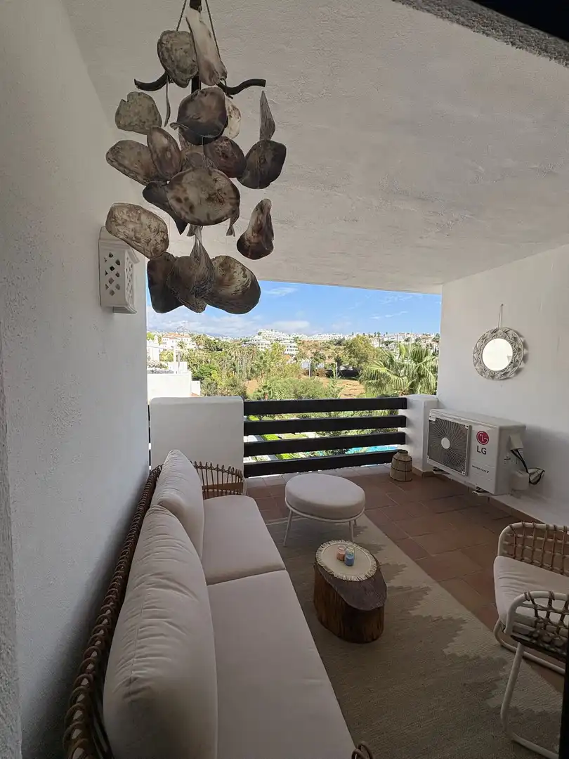 Terraza de Apartamento de alquiler en Estepona con Aire acondicionado, Terraza y Piscina