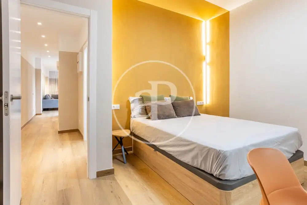Bedroom of Flat for rent in Valencia  with Air Conditioner, Heating and Terrace