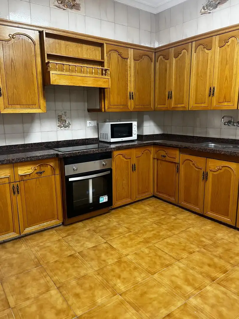 Küche von Wohnung zur Miete in Elche / Elx mit Balkon