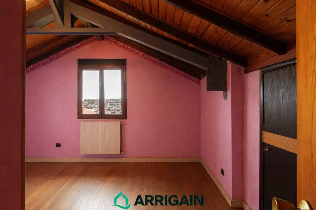 Habitación de Casa adosada en venta en Donostia - San Sebastián  con Calefacción, Jardín privado y Terraza