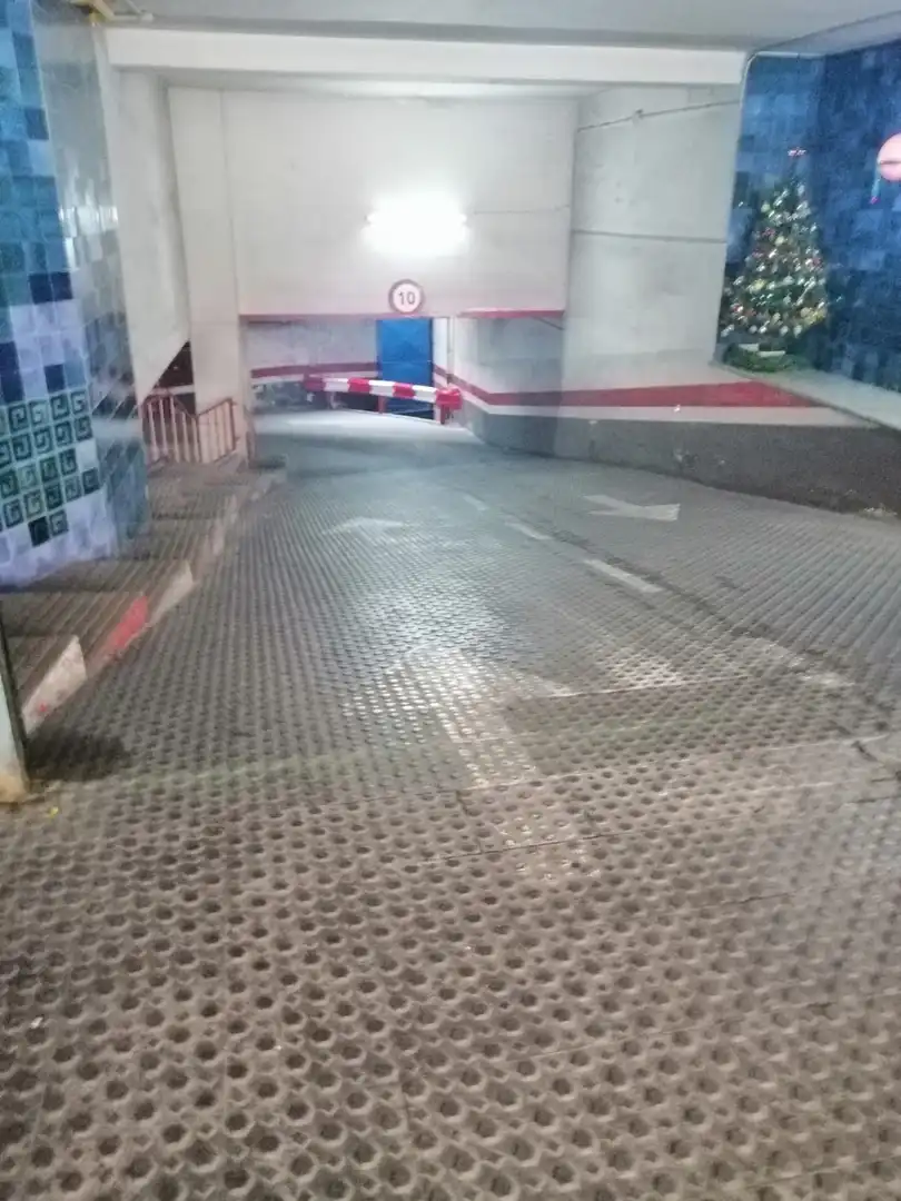 Garage for rent in TRAVESSERA DE GRÀCIA, Vila de Gràcia