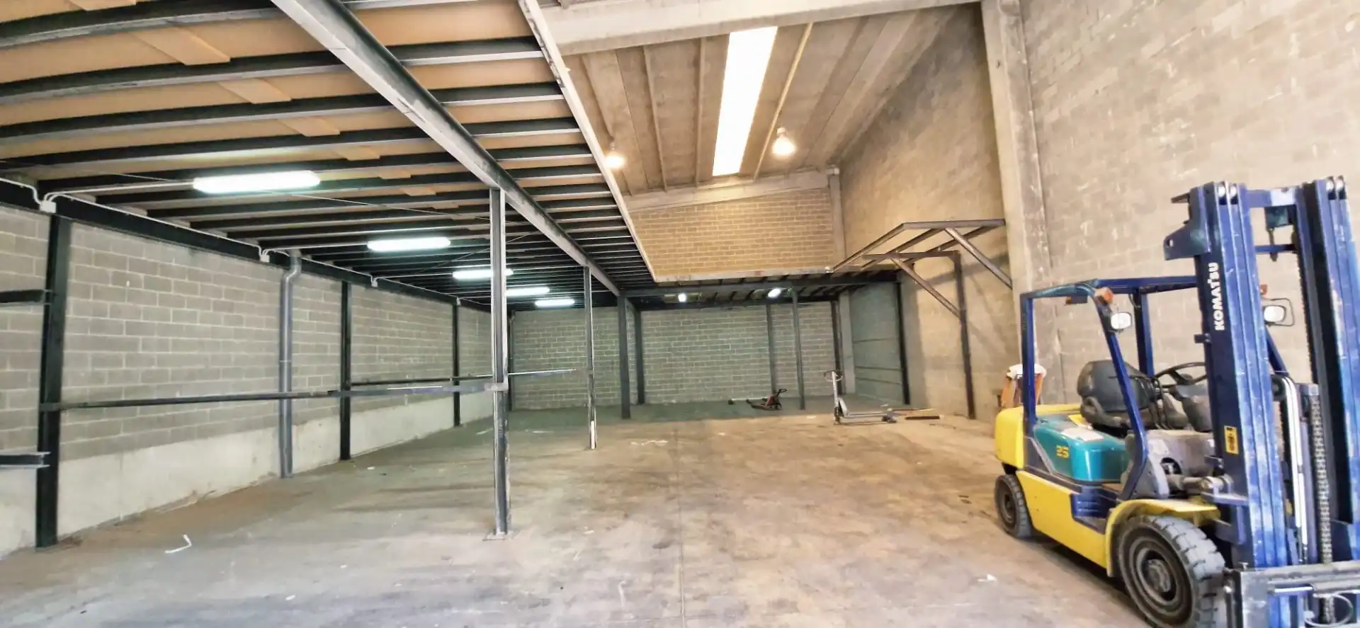 Nave industrial de alquiler en Esparreguera
