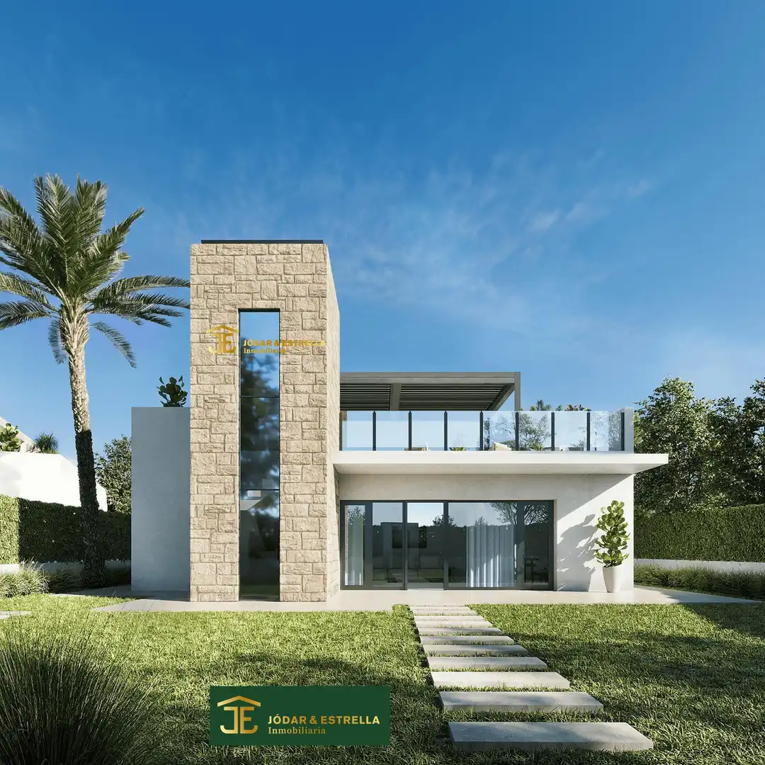 Detached house with pool for sale in Polígono 149 Paraje 403 ALTOBORDO 609