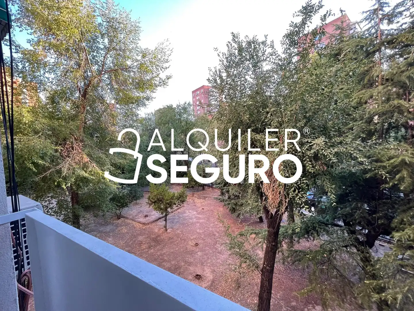 Vista exterior de Piso de alquiler en Madrid con Aire acondicionado, Calefacción y Amueblado