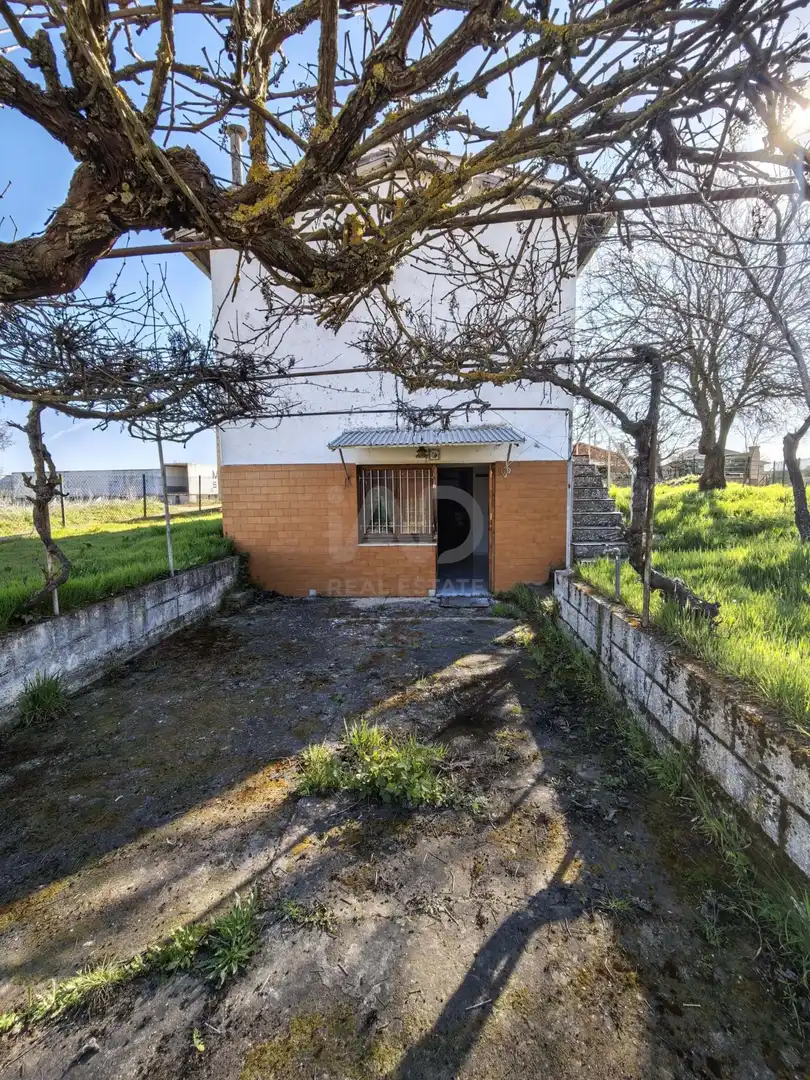 Country house zum Verkauf in Pajares de los Oteros