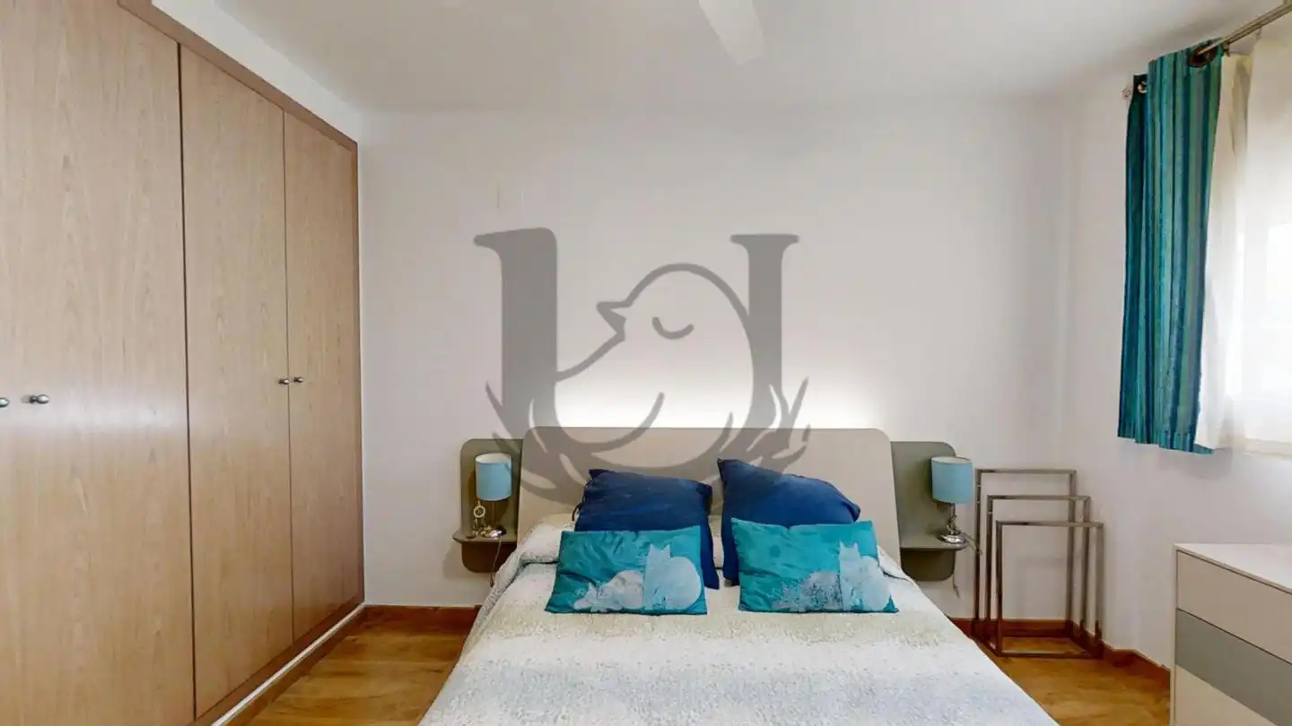 Bedroom of Attic for sale in Silla  with Air Conditioner, Heating and Terrace