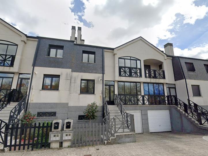 Foto 1 de Casa adosada en venda a Ps Naranjos, Villares de la Reina, Salamanca