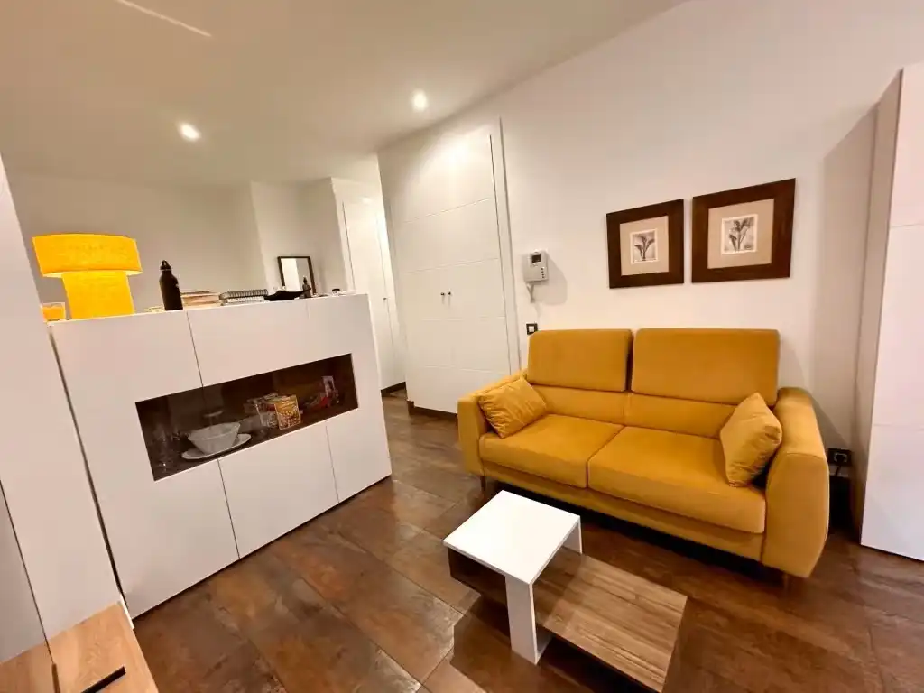 Wohnzimmer von Wohnungen zur Miete in Fuencarral - El Pardo
