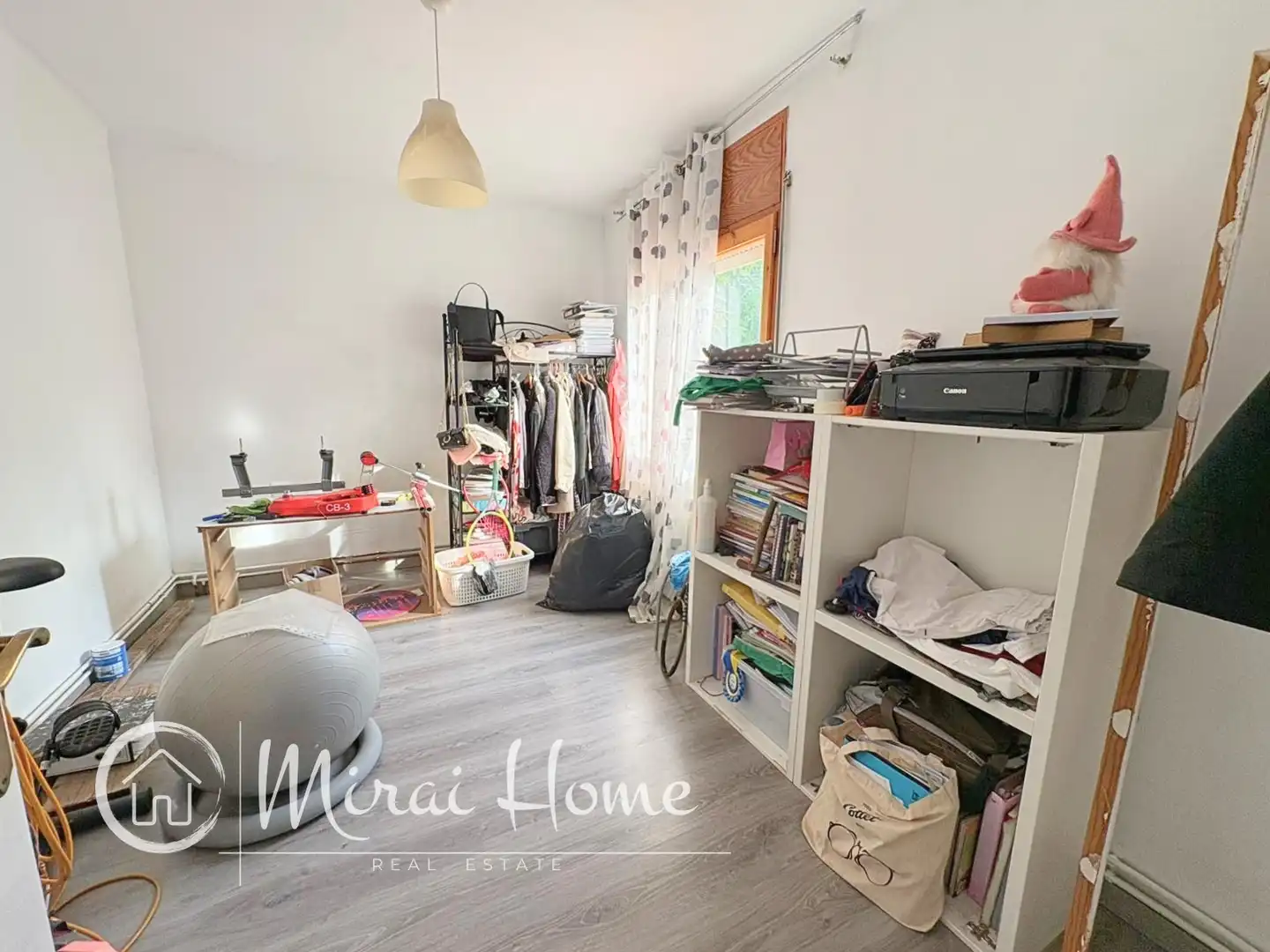 Dormitori de Casa o xalet en venda en Santa Eulàlia de Ronçana amb Calefacció, Jardí privat i Parquet