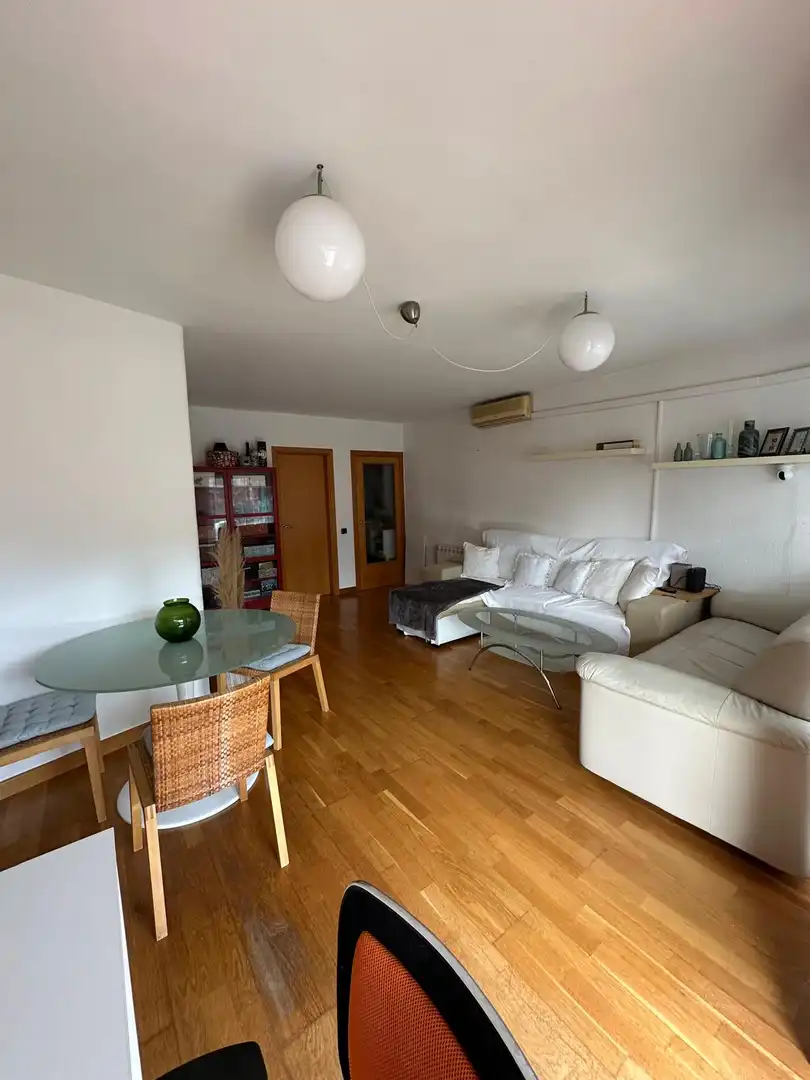 Sala de estar de Piso en venta en Castelldefels con Calefacción y Terraza