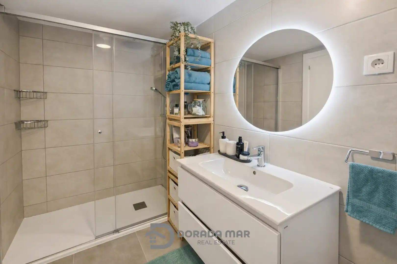 Bany de Apartament en venda en Sant Pere de Ribes amb Terrassa, Traster i Piscina