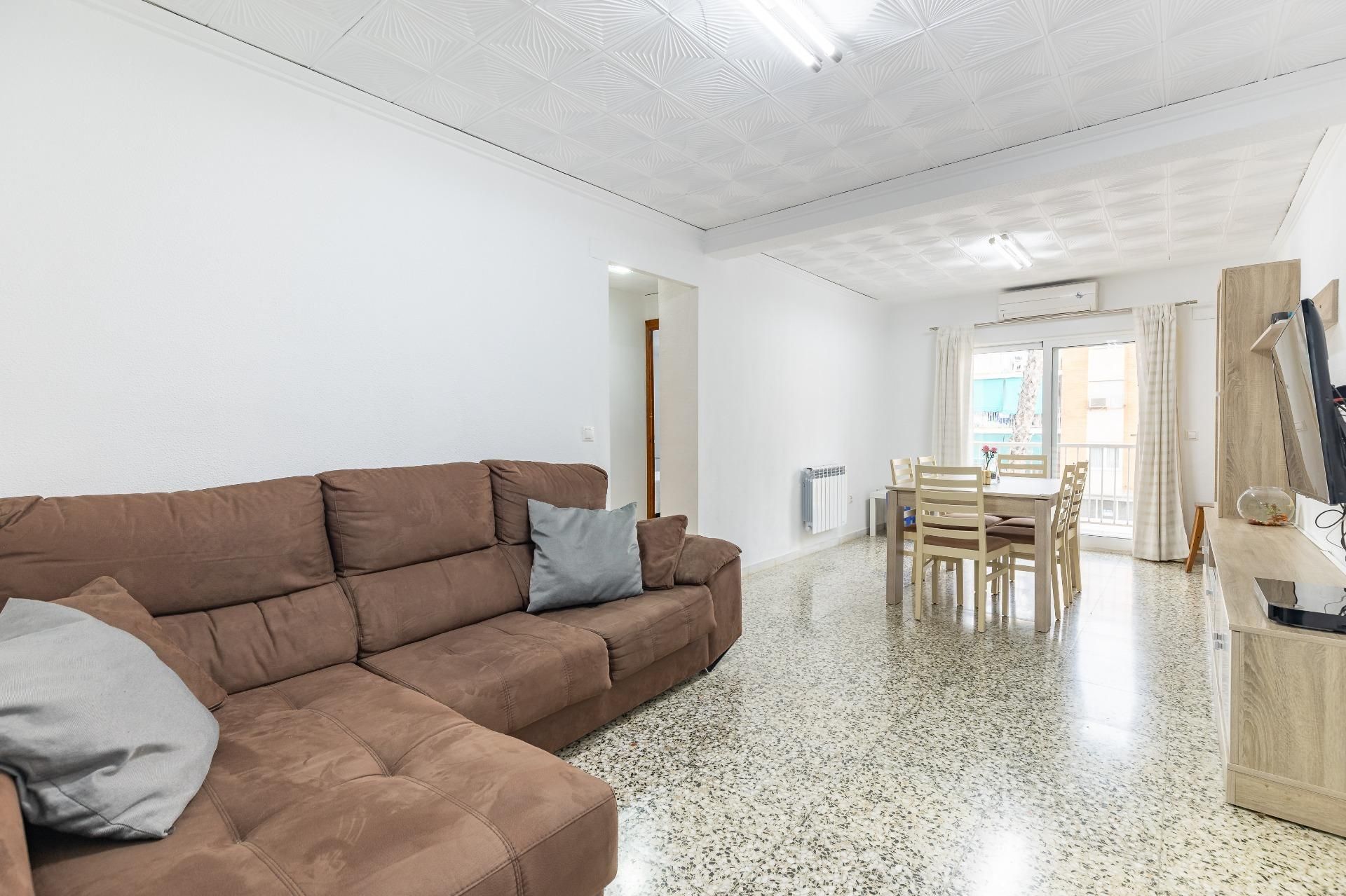 Living room of Flat for sale in Vallada  with Air Conditioner, Heating and Balcony