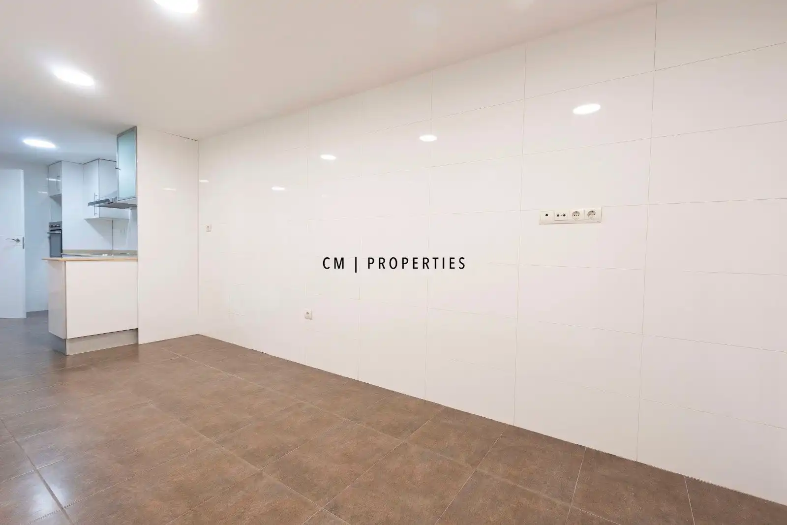 Flat for sale in Valencia  with Air Conditioner, Heating and Parquet flooring