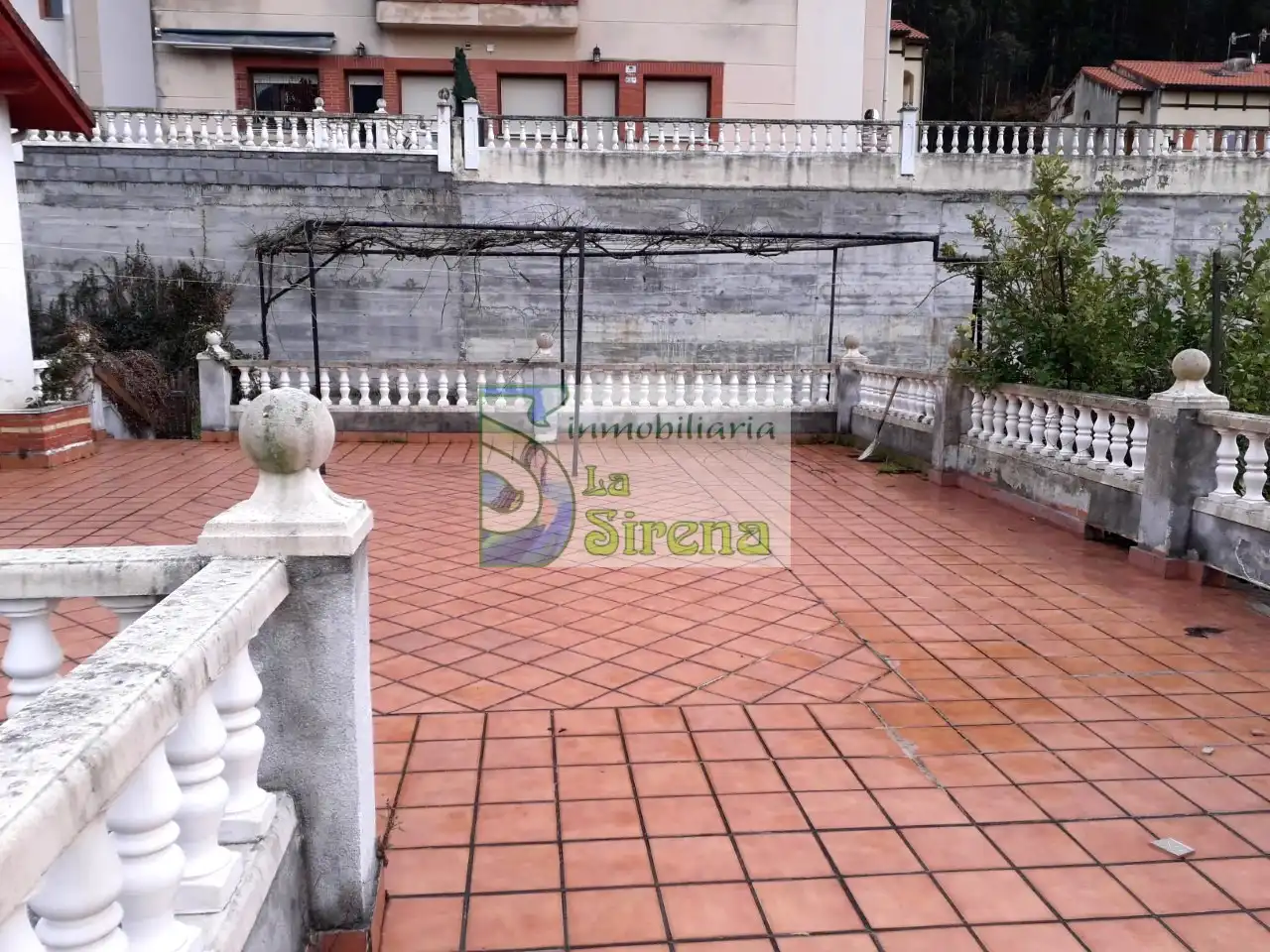 Terraza de Casa o chalet en venta en Castro-Urdiales con Jardín privado, Terraza y Trastero