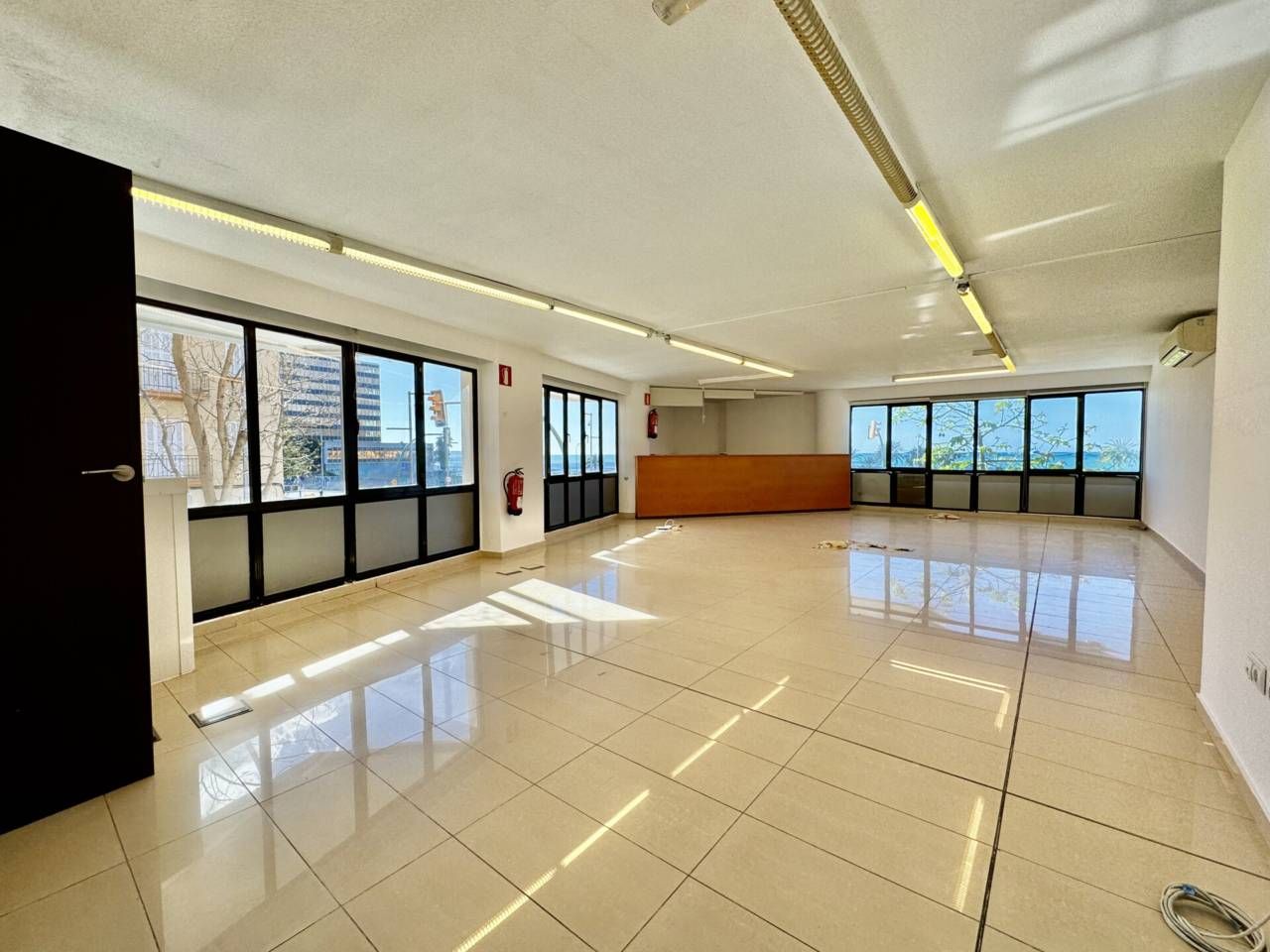 Office to rent in  Palma de Mallorca  with Air Conditioner, Heating and Alarm