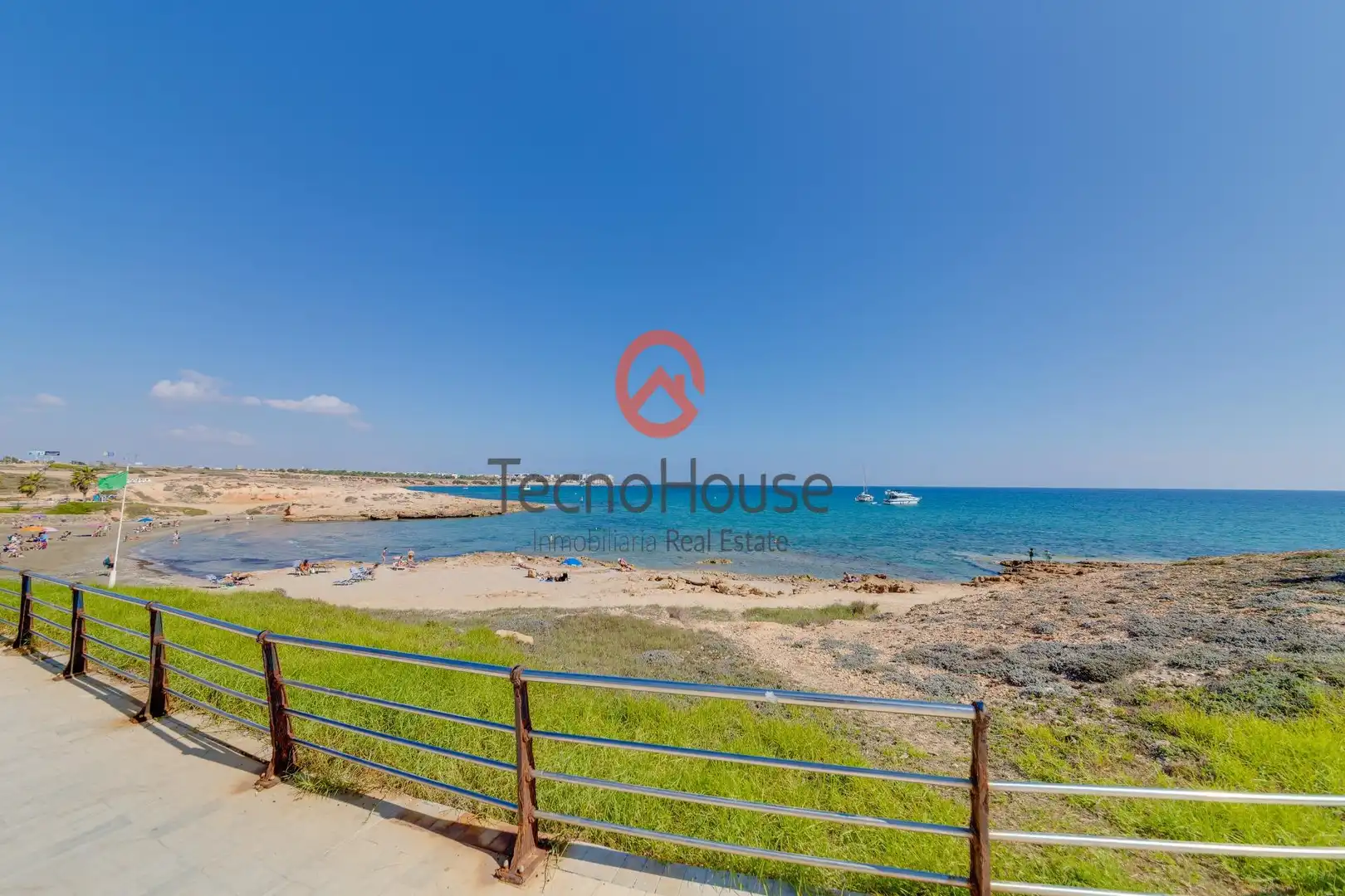 Casa adosada en venta en Orihuela con Aire acondicionado, Jardín privado y Amueblado