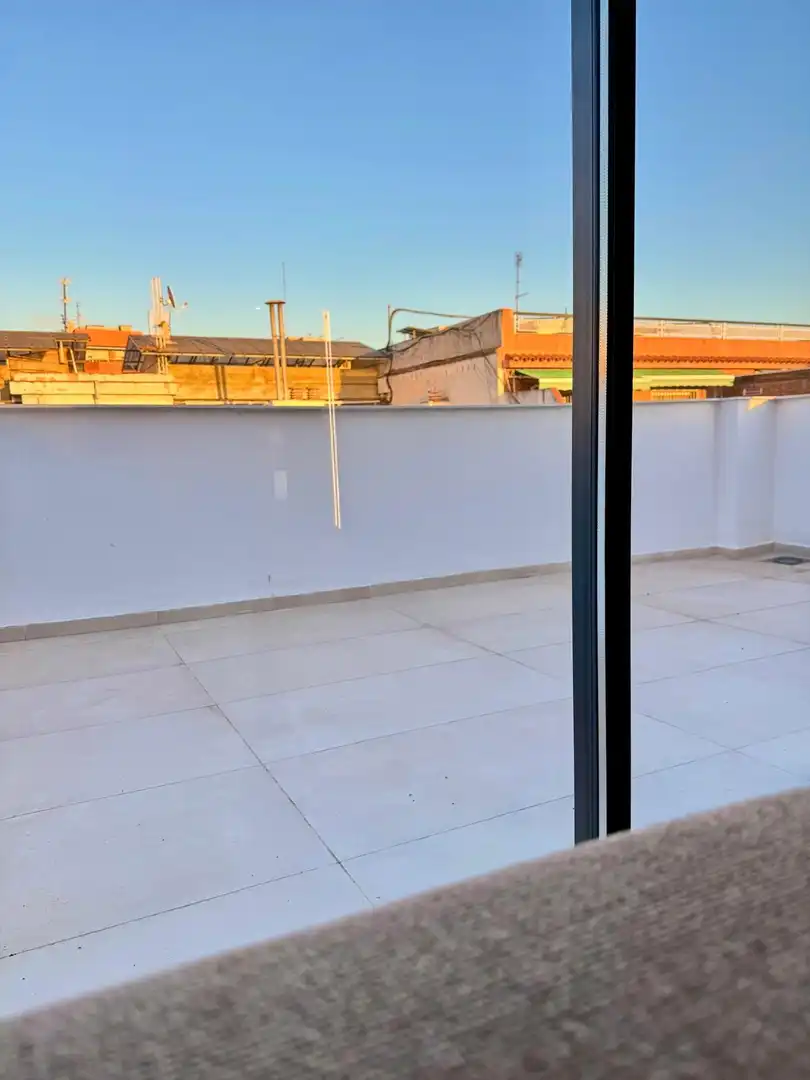 Terrassa de Àtic de lloguer en Santa Coloma de Gramenet amb Aire condicionat, Calefacció i Terrassa