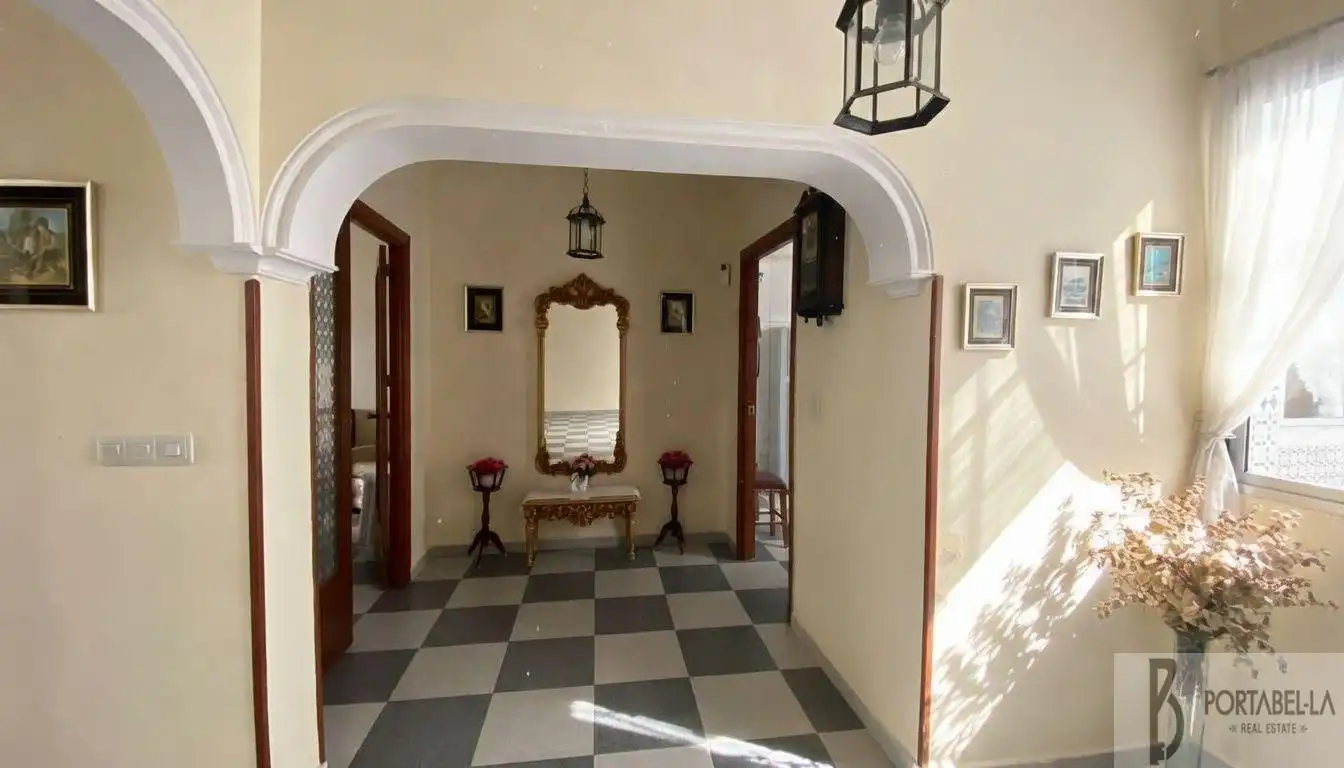 Haus oder Chalet zum Verkauf in El Puerto de Santa María mit Abstellraum und Balkon