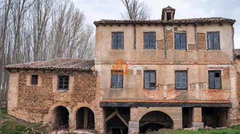 Photo 3 of Premises for sale in Villanueva de las Manzanas, León