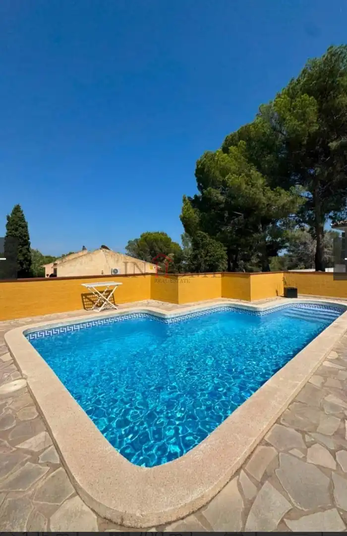 Swimming pool of Houses for sale in La Nucia  with Air Conditioner, Terrace and Swimming Pool