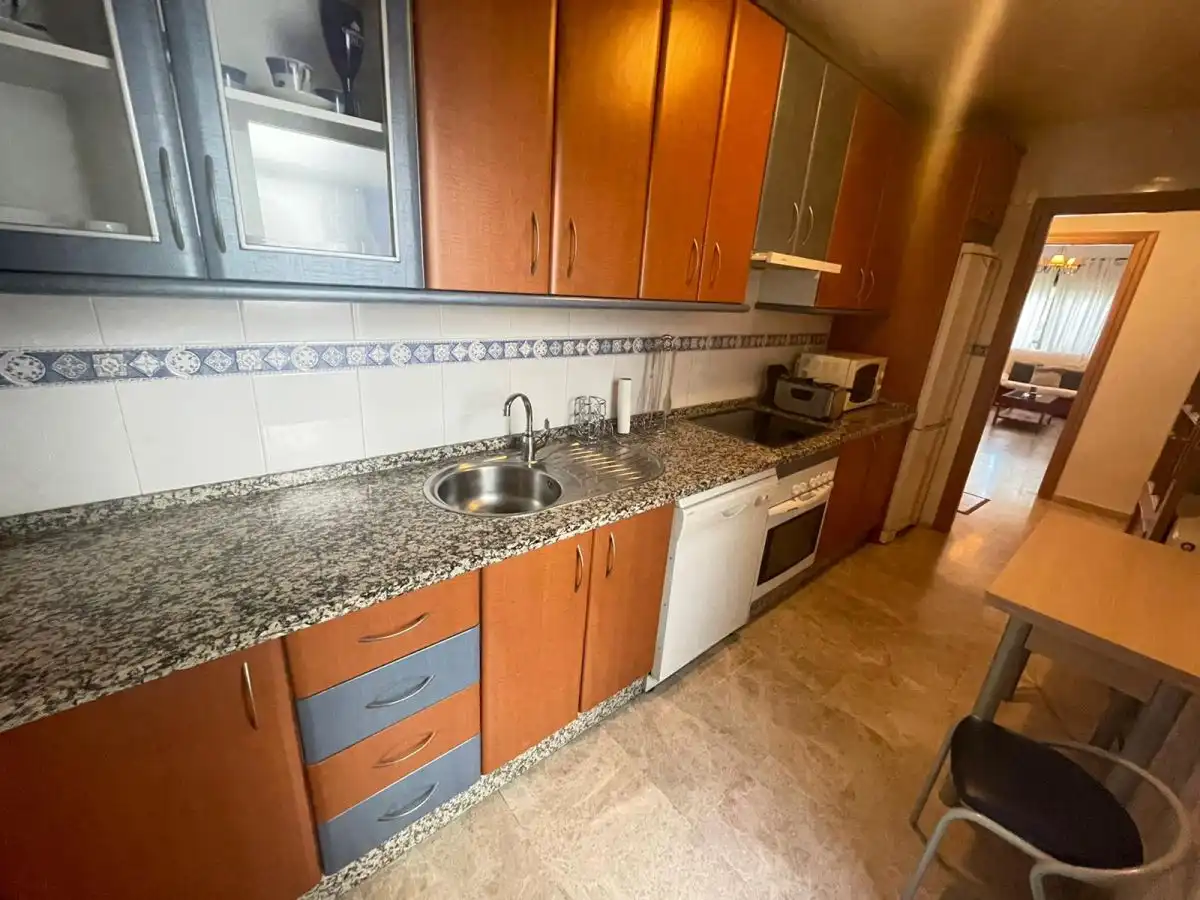 Küche von Wohnung zur Miete in Badajoz mit Klimaanlage, Heizung und Terrasse