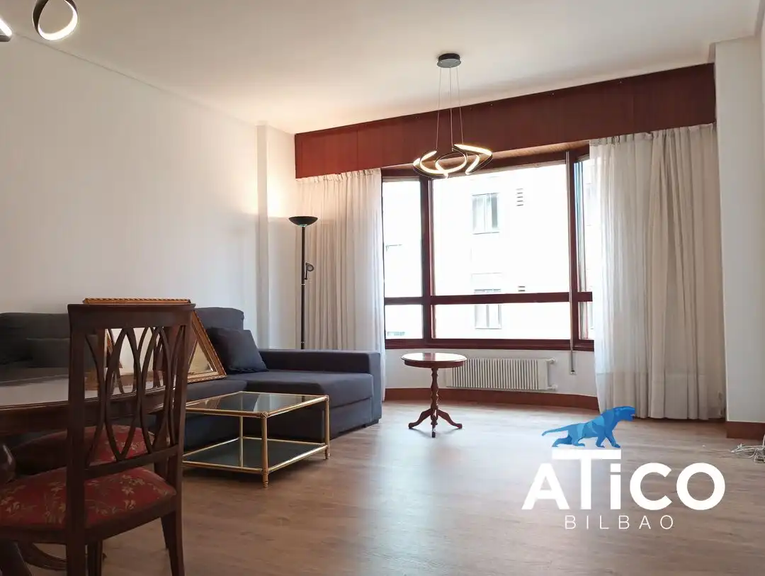 Flat with lift to rent in Gordóniz Kalea, imagen 2