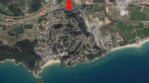 Cala Tamarit solar uso terciario, comercial a pie de Carretera, imatge 2