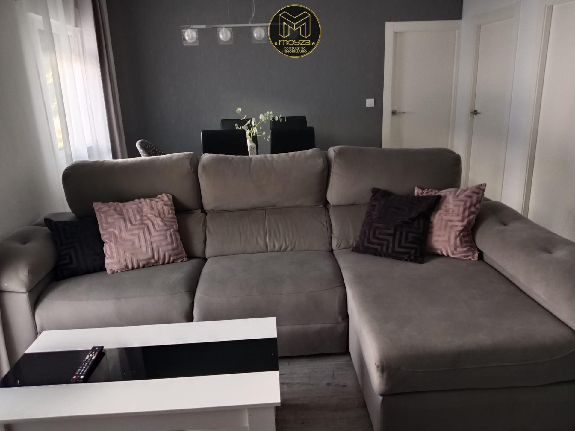 Living room of Flat for sale in  Jaén Capital  with Air Conditioner and Balcony