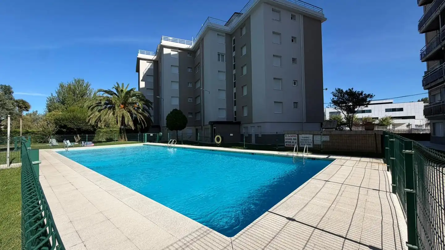 Rez-de-chaussée avec piscine à vendre à Zona Playa, imagen 3