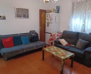 Living room of Flat for sale in  Madrid Capital