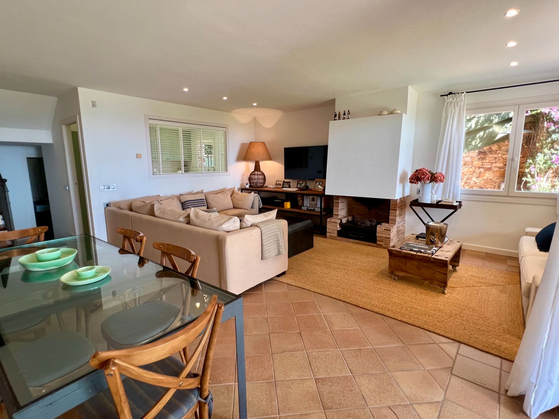 Living room of Single-family semi-detached for sale in Palafrugell  with Private garden, Terrace and Storage room
