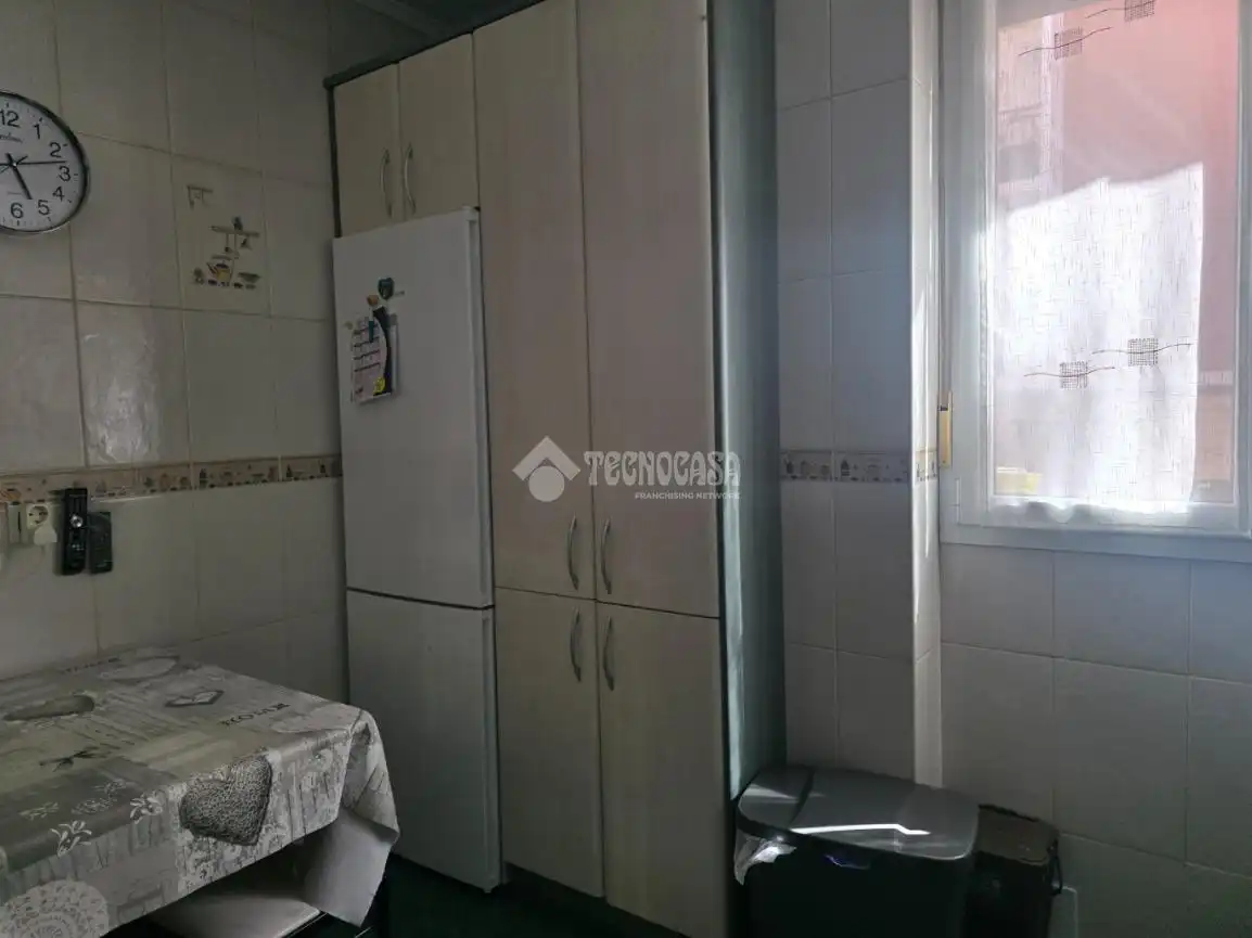 Cuina de Pis en venda en Bilbao  amb Calefacció